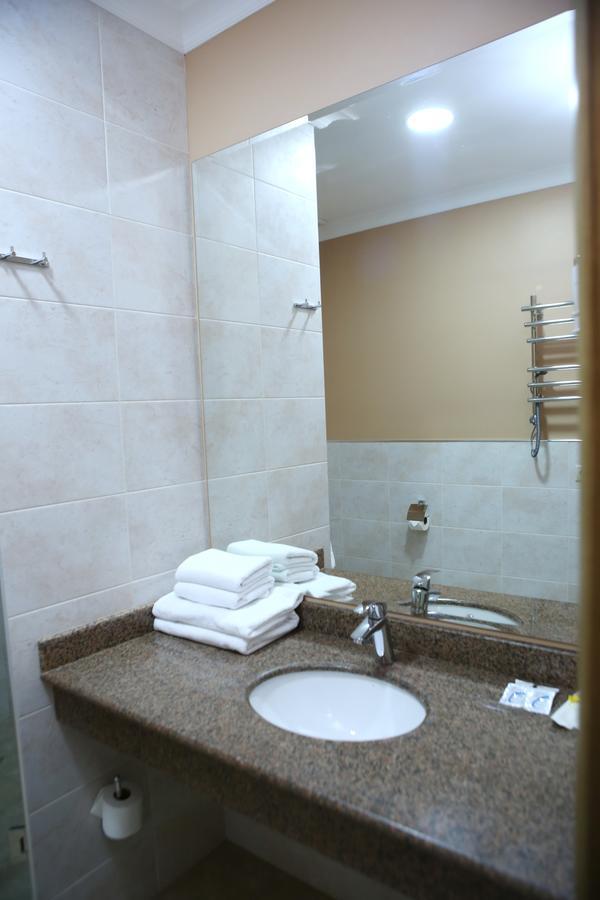 Hotel Aner Astana Buitenkant foto