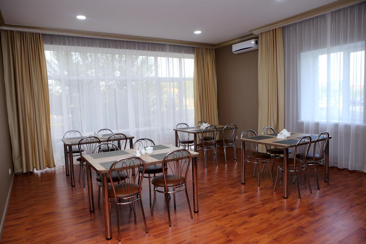 Hotel Aner Astana Buitenkant foto