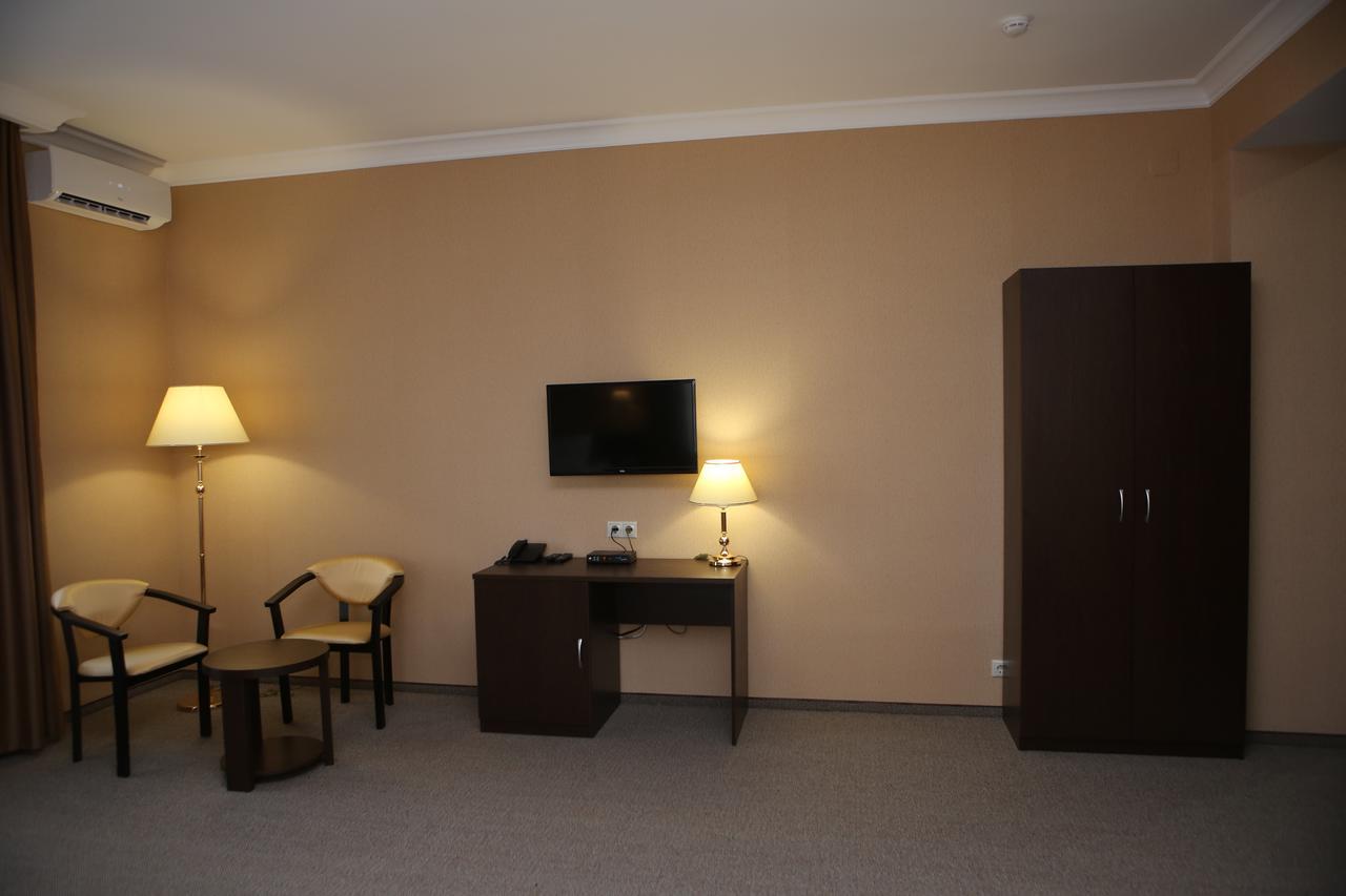 Hotel Aner Astana Buitenkant foto