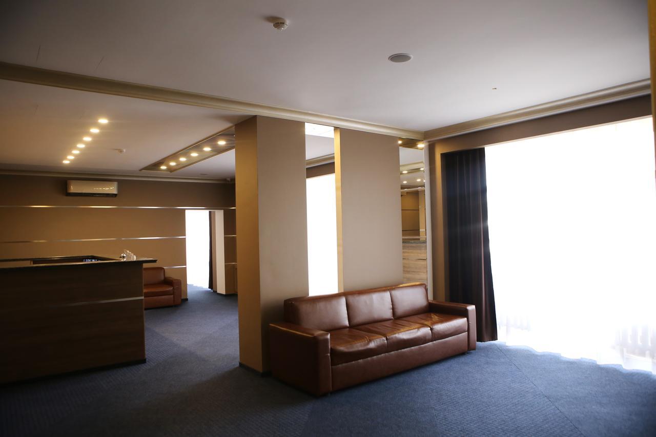 Hotel Aner Astana Buitenkant foto